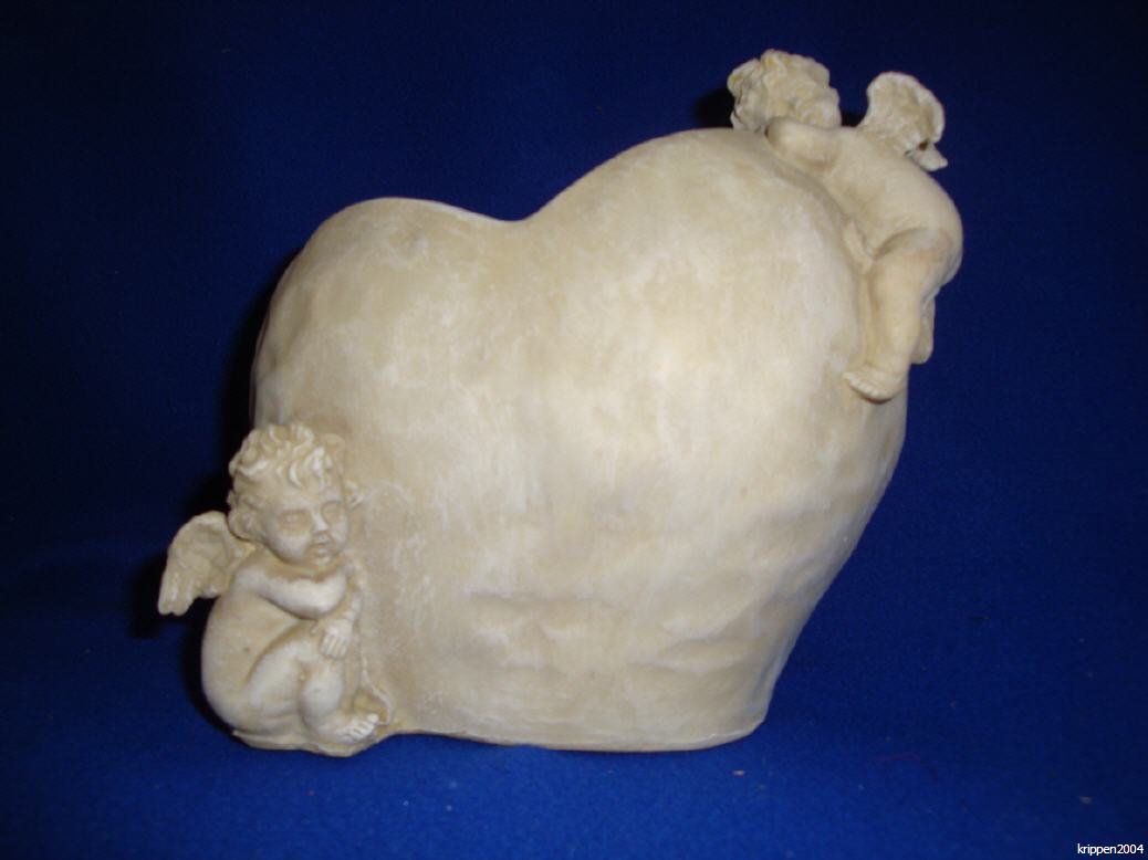 Pflanzschale in Herzform mit Engel