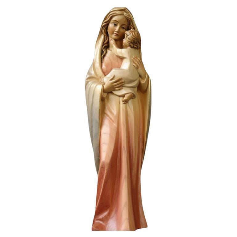 marienfigur-aus-eschenholz-_-moderne-holzmadonna
