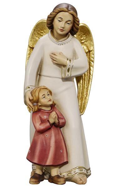 schutzengel mit maedchen moderne engelfigur mit goldenen fluegeln