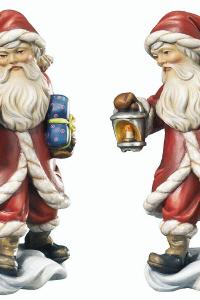 Weihnachtsmann mit Korb und Laterne