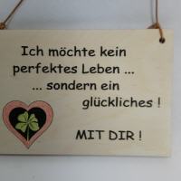 Holztafel Hier lachen lieben und leben